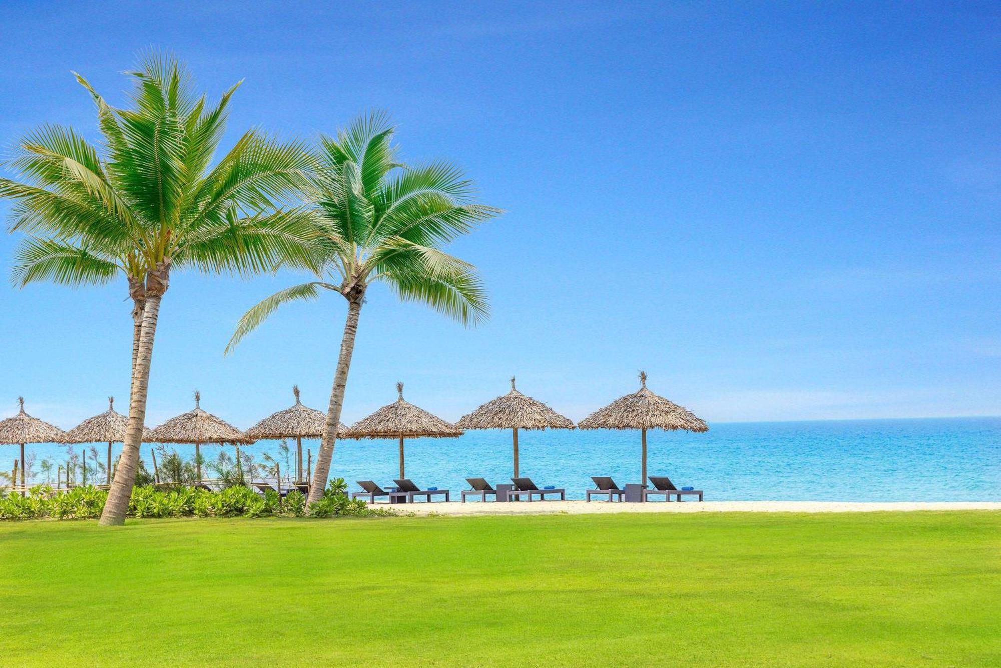 Wyndham Hoi An Royal Beachfront Resort & Villas 외부 사진