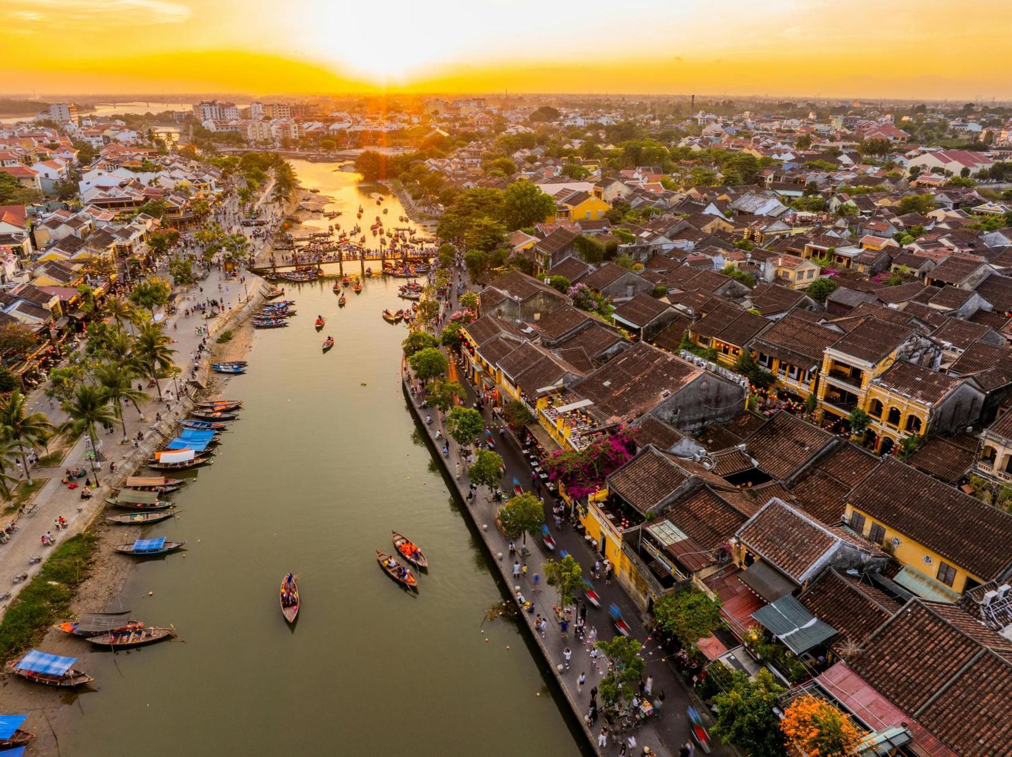Wyndham Hoi An Royal Beachfront Resort & Villas 외부 사진