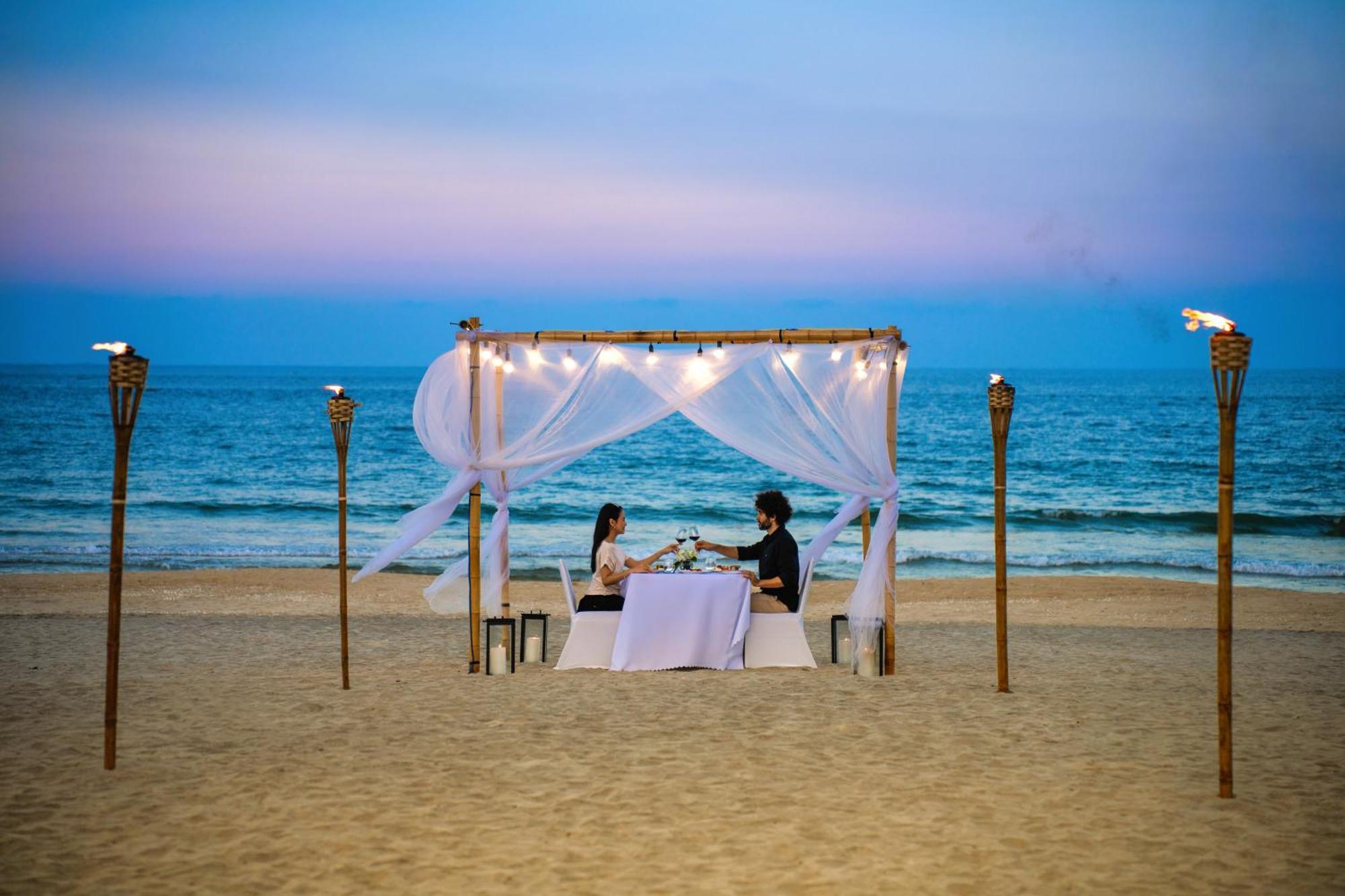 Wyndham Hoi An Royal Beachfront Resort & Villas 외부 사진