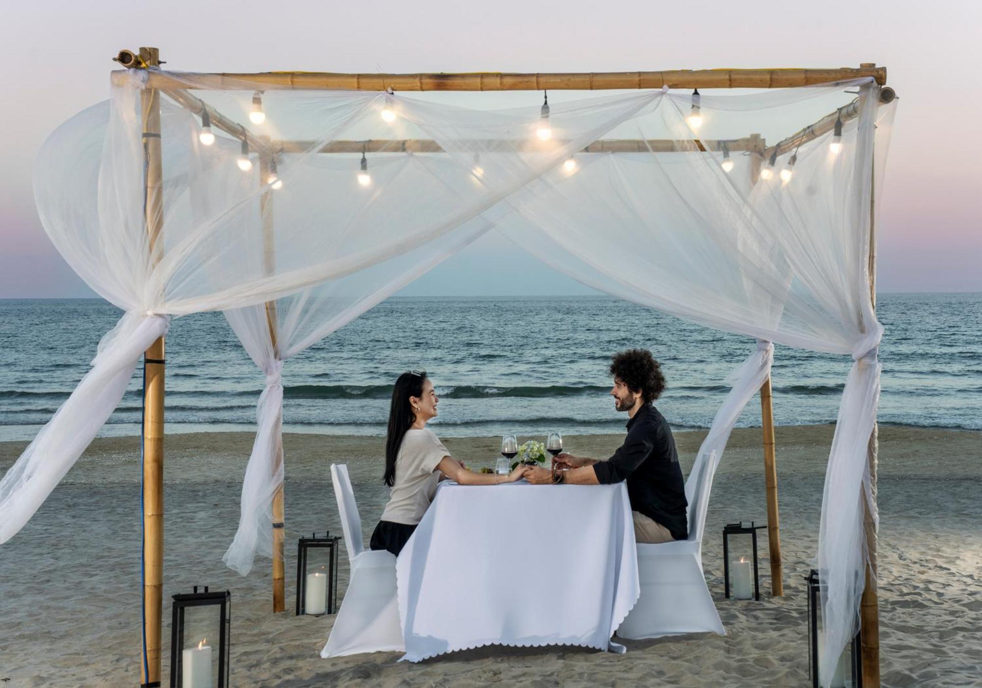 Wyndham Hoi An Royal Beachfront Resort & Villas 외부 사진